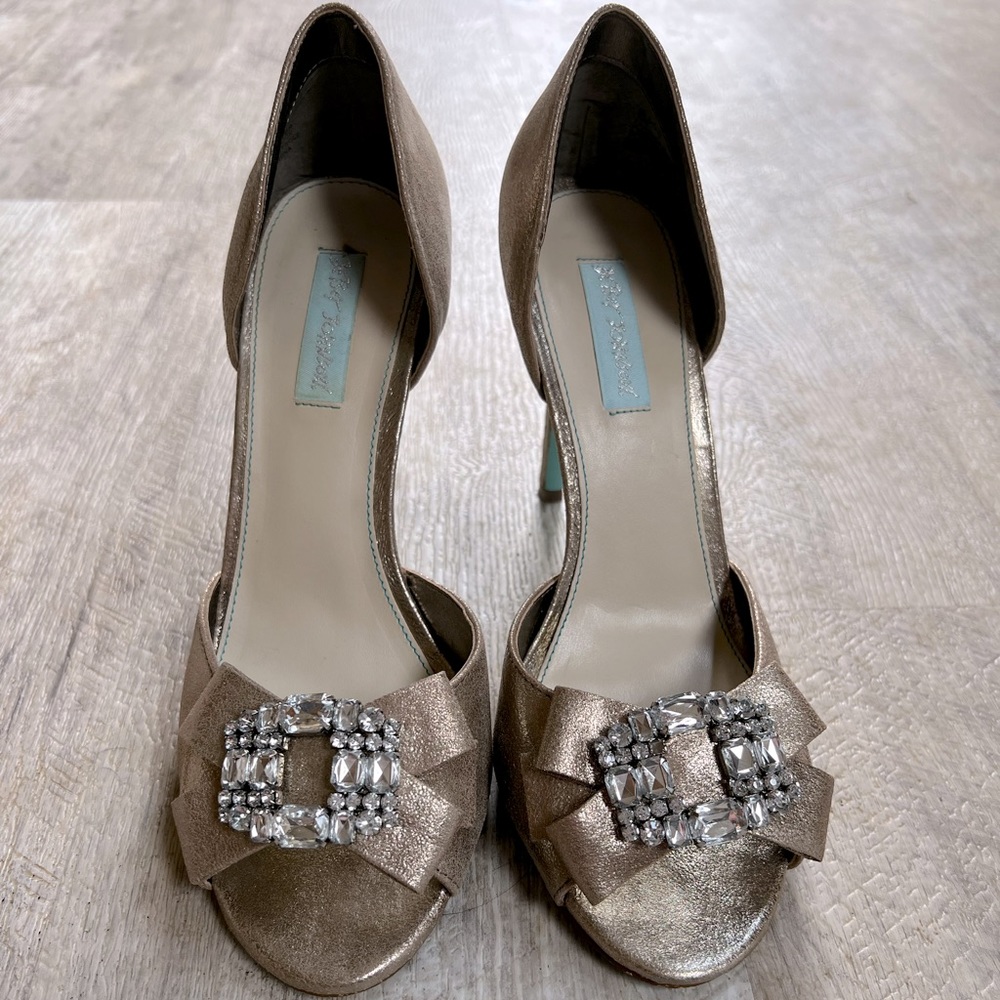Betsey Johnson sparkly gold heels